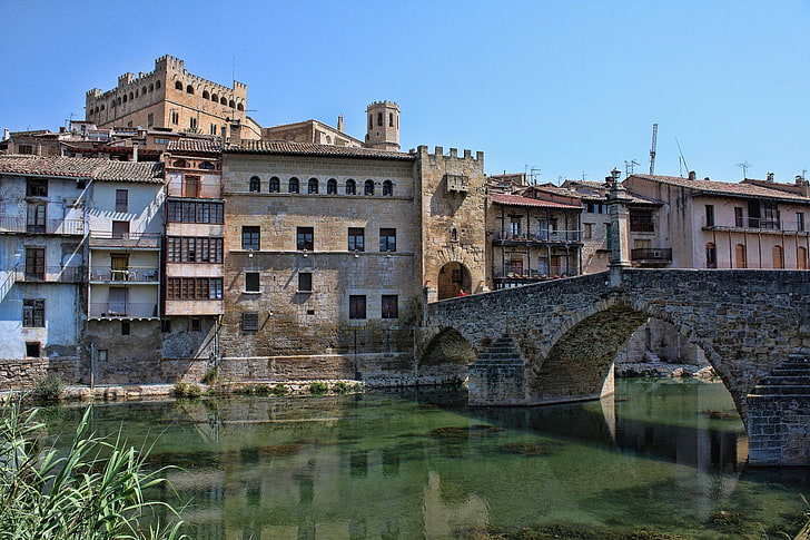 valderrobres